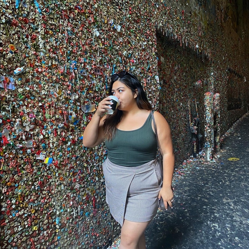 Meet your Posher, Evelyn